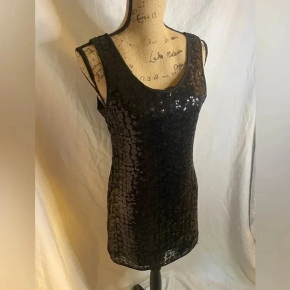 Romeo & Juliet Couture Black Sequins Sleeveless Mini Dress Size Large